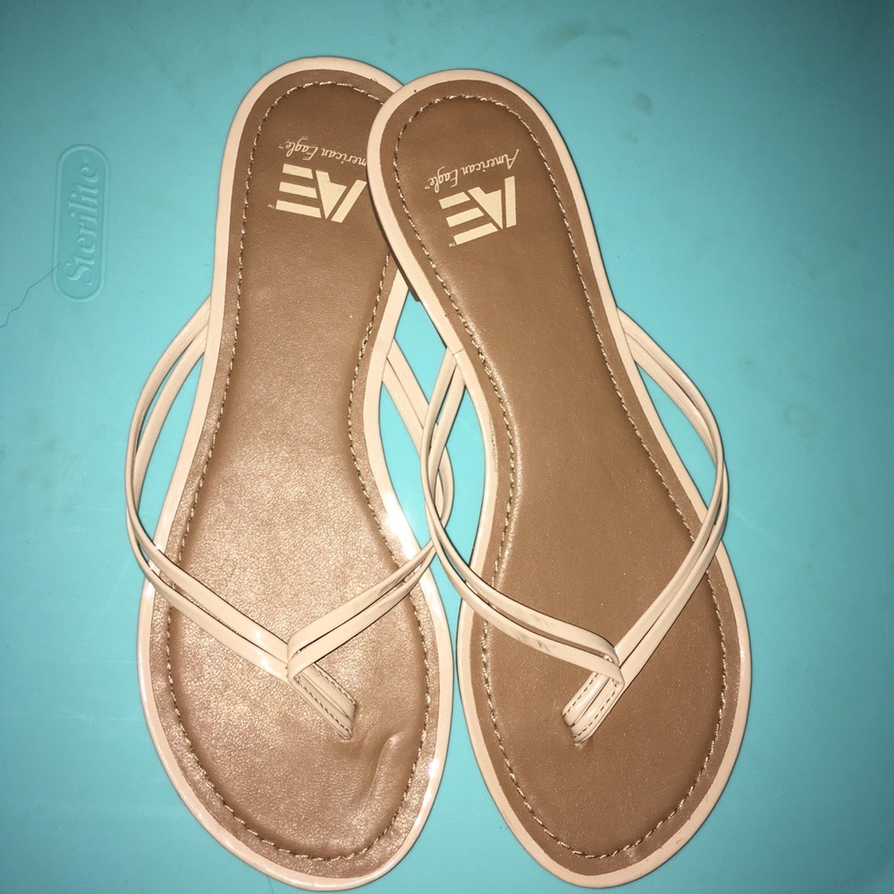 american eagle sandals bundle